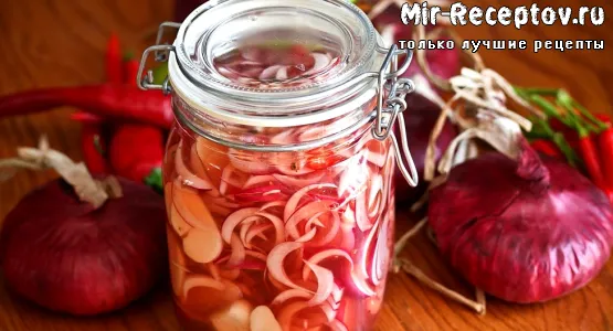 Маринуем лук несколькими способами