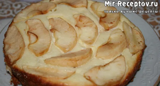 Творожная запеканка с яблоками