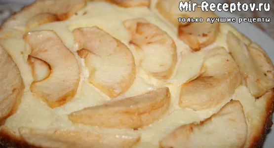 Творожная запеканка с яблоками