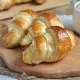 Круассаны из слоеного теста