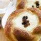 Ватрушка с творожной начинкой