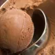 Мороженое молочное шоколадное