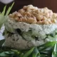 Салат из творога с орехами и чесноком