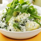 Салат из картофеля и зелени