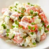 Салат рыбный с маринованым перцем