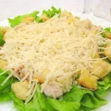 Салат с сыром деликатесный