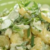 Салат картофельный со свежими огурцами
